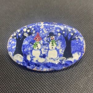Hand painted snowman ⛄️ broach